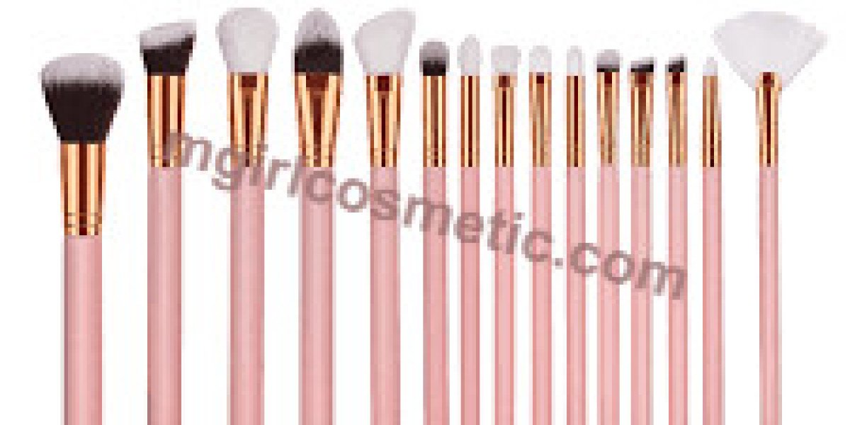 Why MgirlCosmetic Classic Makeup Brush Set Suits Sensitive Skin and Regular Routines